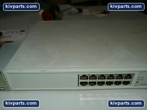 3C16611 Network Switch – actual item, photo 3 of 11