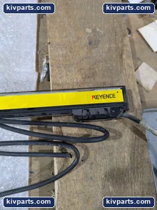 Keyence GL-S32SH-R Safety Light Curtain Receiver – actual item, photo 3 of 5