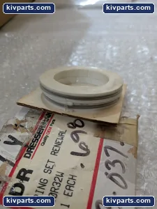 Dresser-rand 20R32W Hardware – actual item, photo 4 of 5