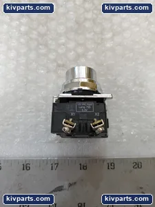 Eaton 10250T476H Illuminated Pushbutton – actual item, photo 2 of 7