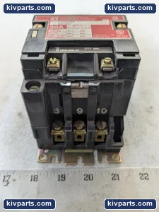 Square D 8903 SMO2 Lighting Contactor – actual item, photo 4 of 11