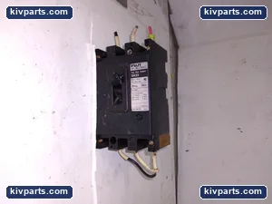 Fuji Electric SA33 Molded Case Circuit Breaker – actual item, photo 4 of 7