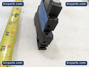 IDEC SV2H-07L-1 RV8H Series AC/DC – actual item, photo 4 of 5
