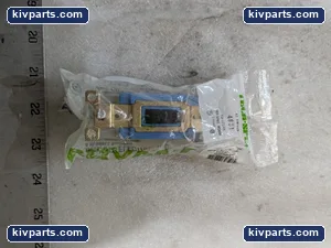 Bryant 06460-2465 4801 Toggle Switch – actual item, photo 3 of 7