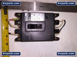 Fuji Electric SA33 Molded Case Circuit Breaker – actual item, photo 6 of 7