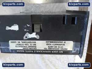 Eaton 58820-400 Preset Counter Control Relay – actual item, photo 4 of 5