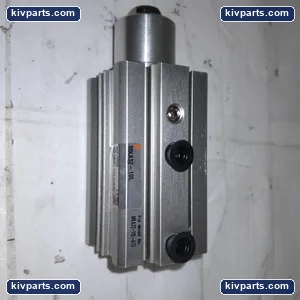 SMC MKA32-10L-A73 Rotary Clamp Air Cylinder – actual item, photo 2 of 3