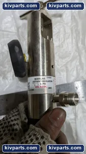 B&f Medical Oxygen Regulator – actual item, photo 3 of 8