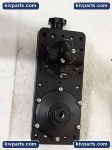 Fairchild Pneumatic Adjustable Ratio Relay – actual item, photo 3 of 7