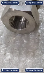 A-1136-01 Female Port Compression Tube – actual item, photo 2 of 4
