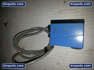 SICK NT6-03062 Photoelectric Contrast Sensor – actual item, photo 2 of 3