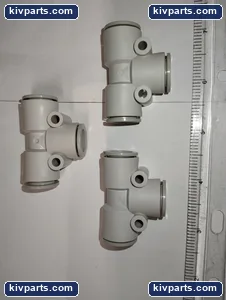 SMC KQ2T12-00A Pipe Fitting – actual item, photo 2 of 4