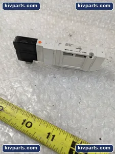 SMC SV2100-5FU Pneumatic Component – actual item, photo 2 of 4