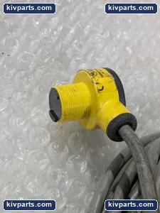 Banner T18SP6FF100Q Photoelectric Sensor – actual item, photo 2 of 3