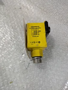 Banner Q45VR3FVQ Fiber Optic Amplifier Sensor