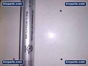 GL15WT8JA Self Ballasted LED Tube Lamp – actual item, photo 4 of 6