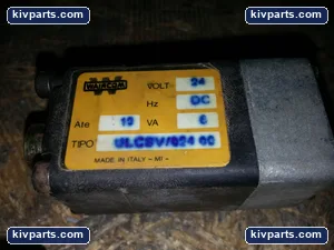 R02400B Pneumatic Solenoid Valve – actual item, photo 3 of 4
