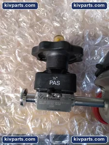 ITT 698557-034-002 Diaphragm Valve – actual item, photo 2 of 6