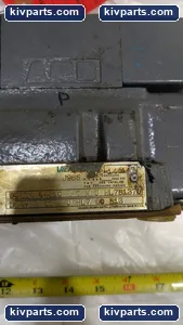 Vickers DG5S4 Hydraulic Cylinder – actual item, photo 4 of 14