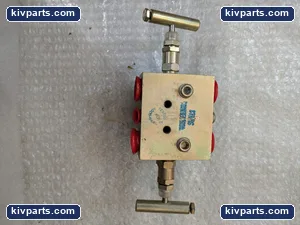 Anderson Greenwood M6AVHC-4 02-8168-500 Five Valve – actual item, photo 5 of 6