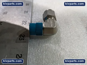 Swagelok 3/8T Elbow Fitting – actual item, photo 5 of 6