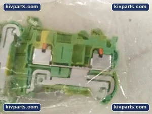 Phoenix Contact 3209536 PT 2 Green Ground Terminal Block – actual item, photo 4 of 5