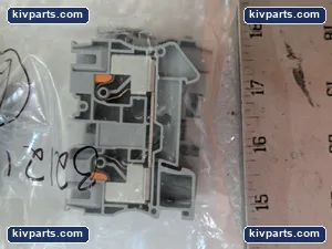 Phoenix Contact 3212120 10 Feed-Through Terminal Block – actual item, photo 2 of 5