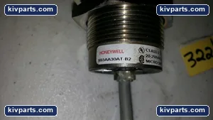 Honeywell 993AA30AT-B2 Inductive Proximity Sensor – actual item, photo 2 of 3