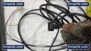 Mitsubishi MR-PWSICBL5M-A1-H Cable – actual item, photo 10 of 12