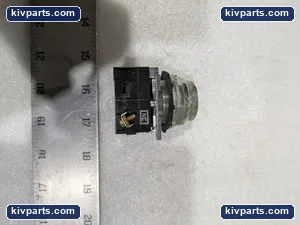 Cutler-Hammer 10250T Push Button Switch – actual item, photo 2 of 7