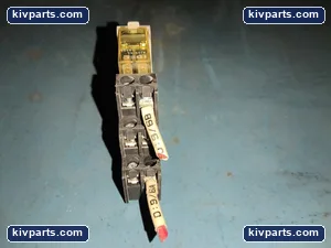 IDEC SJ2S-07L DIN Rail Relay Socket Base – actual item, photo 9 of 9