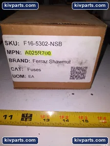 Mersen A025R700 Fuse – actual item, photo 4 of 5