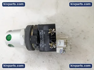 Eaton HT8GDGAV3 Illuminated Green Pushbutton – actual item, photo 5 of 7