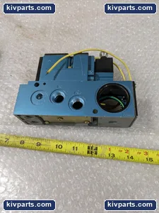 MAC 82A-AC-CKA-TM-DDAP-4DA 4 Way Air Solenoid Valve – actual item, photo 4 of 6