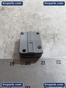 FOX C0135YW Boro Peneumatic Relay – actual item, photo 6 of 9