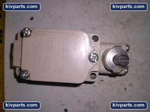 1LS10-JK Limit Switch – actual item, photo 5 of 7