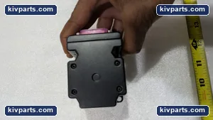 5912541 Servo Motor – actual item, photo 3 of 4