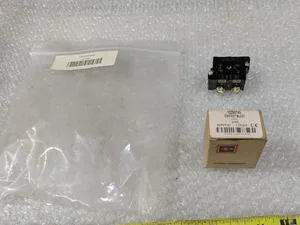Cutler-Hammer 10250T49 Contact Block