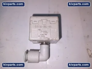 SMC ZSE30-C6L-65 Vacuum Switch 2 Color Display – actual item, photo 2 of 4