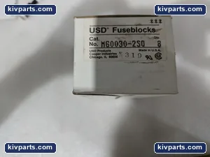 Cooper M60030-2SQ Industries Fuse Block Holder – actual item, photo 6 of 7