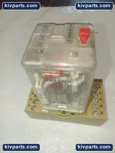 UF3-24V Kuhnke DC Universal Relay – actual item, photo 3 of 4