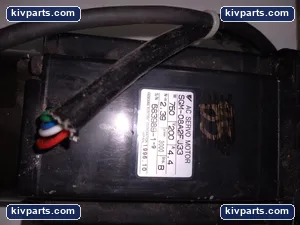 Yaskawa SGM-08A2F Electric AC Servo Motor – actual item, photo 3 of 5