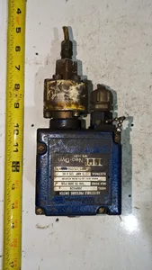 ITT 200P1S28 Adjustable Pressure Switch