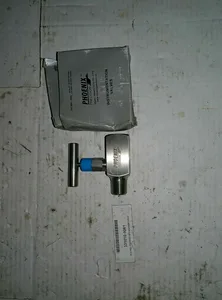 Parker P3N6S8M8FSSVD Needle Valve