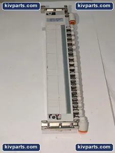 SMC US31227 Pneumatic Component – actual item, photo 3 of 5