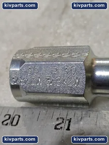 Parker 2C330-10-6 Industrial Electrical Connector – actual item, photo 7 of 11