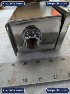 General Electric CR104PES12 Pushbutton Enclosure – actual item, photo 8 of 11