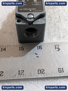 Eaton 10316H281 AC Limit Switch – actual item, photo 4 of 7