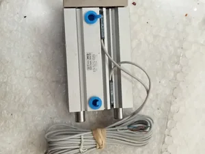 SMC MGQM20-75-Z73L-XC18 Compact Guide Cylinder