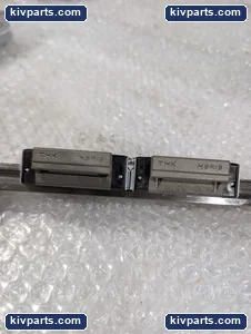 THK HSR15 2 Flanged Ball Carriage Blocks – actual item, photo 2 of 6